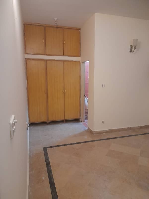 1st floor flat for rent 2