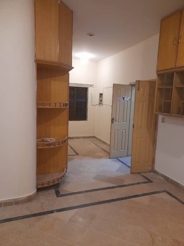 1st floor flat for rent 4