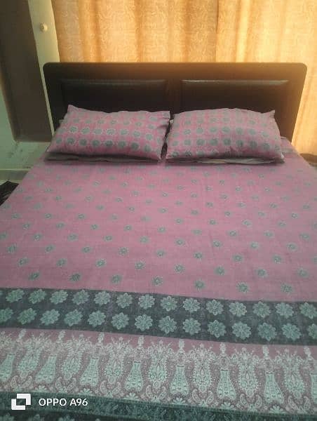 queen size bed with mattress 3