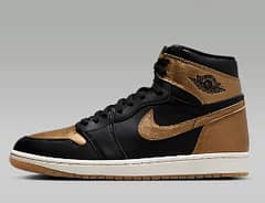 NIKE AIR JORDAN 1 RETRO HIGH OG *BLACK AND GOLDEN*