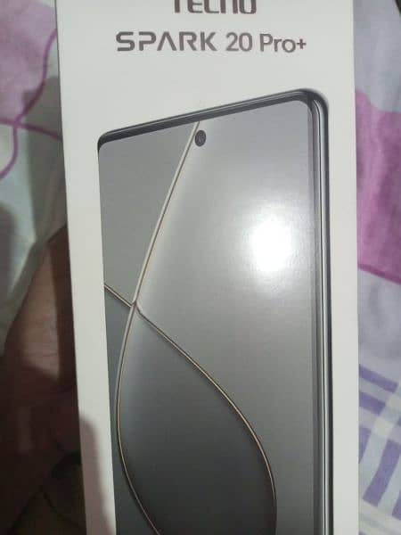 Tecno spark 20 pro plus 6