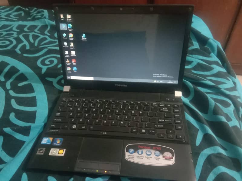 Toshiba Laptop Intel Core I3  M370 8