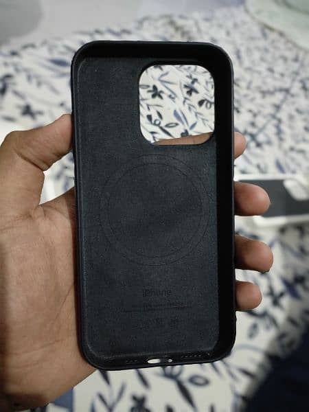 iphone 15 pro original case 3