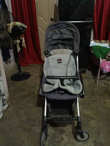 baby pram just like new 2