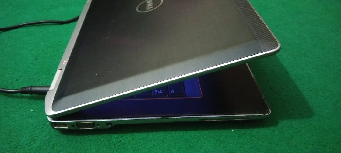 Core i5 2nd Gen DELL Laptop 4