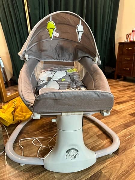 Electronic Baby Swing 1