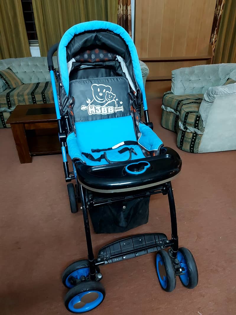 Baby pram is available in very good condition 1