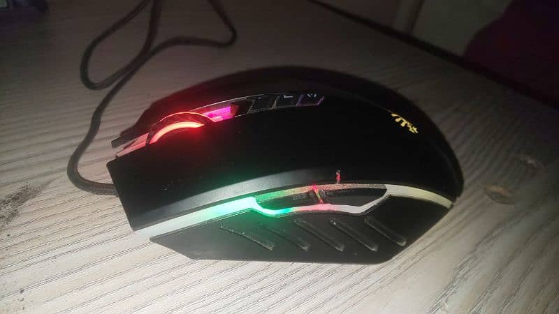 Gaming mouse Bloody A70 light strike! 4