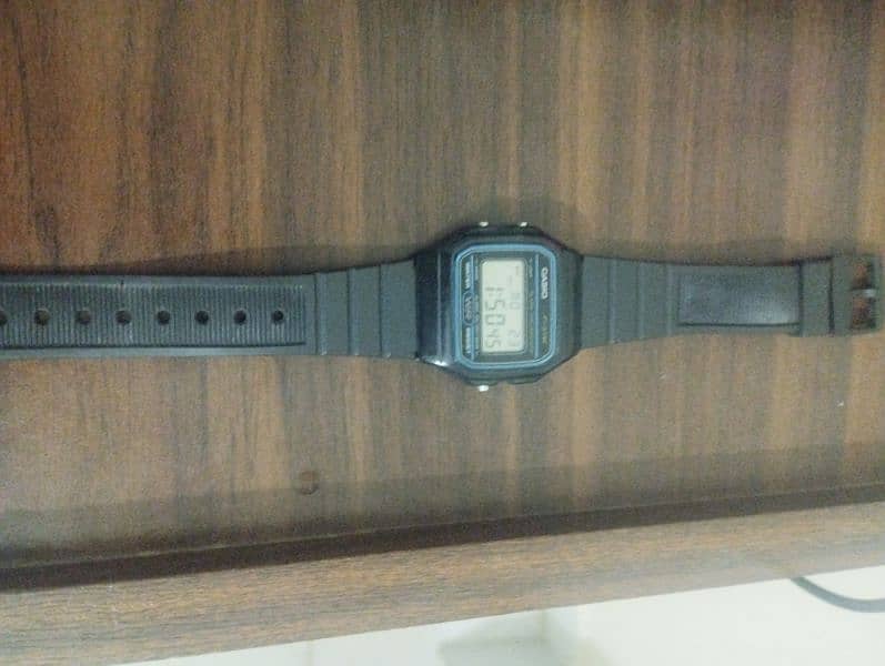 Casio f  91w 1