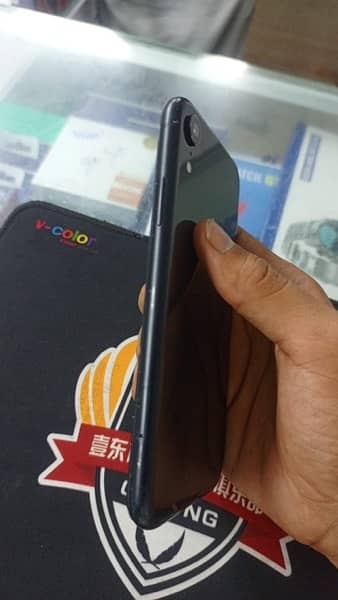 iPhone XR 64 gb non PTA 10/9 factory unlock exchange same level iphone 4