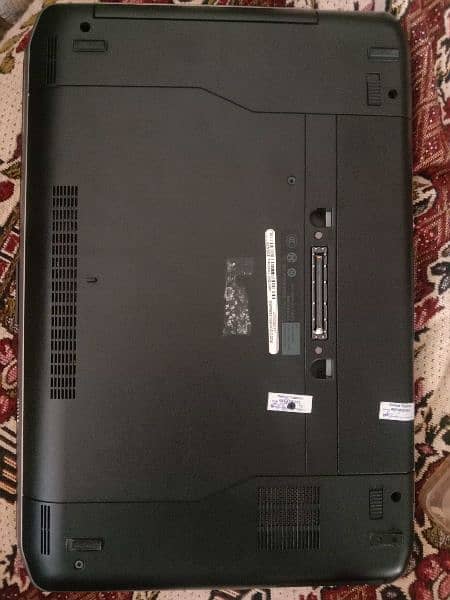 Dell core i5 3rd generation 4 GB ram 320 GB hard 128 SSD 4