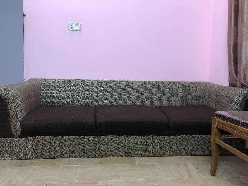 SOFA SET 5 SEATER 0