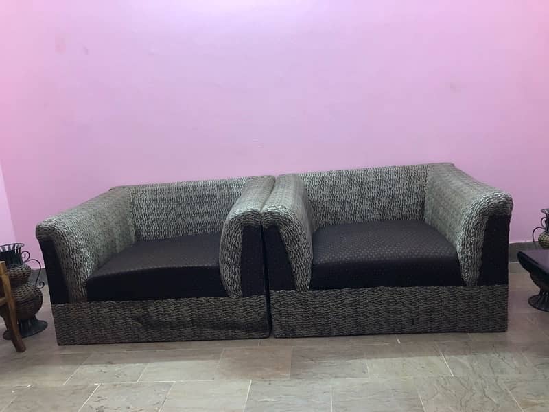 SOFA SET 5 SEATER 2