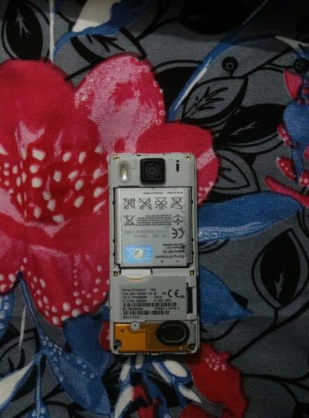 Sony Ericsson T650i ORIGINAL CONDITION 5