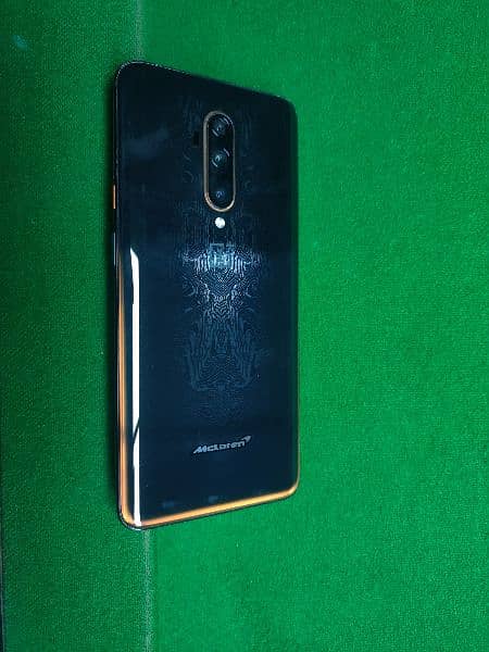 Oneplus 7T Pro McLaren Edition 1