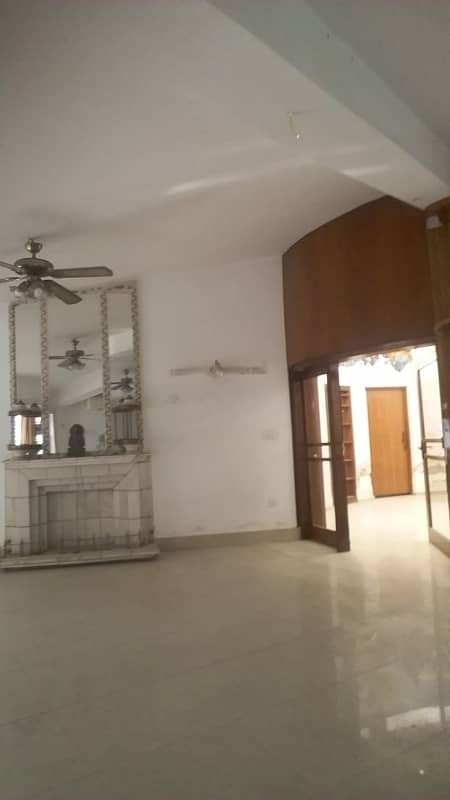 2 Kanal Double Storey House For Rent Ofice Use 10