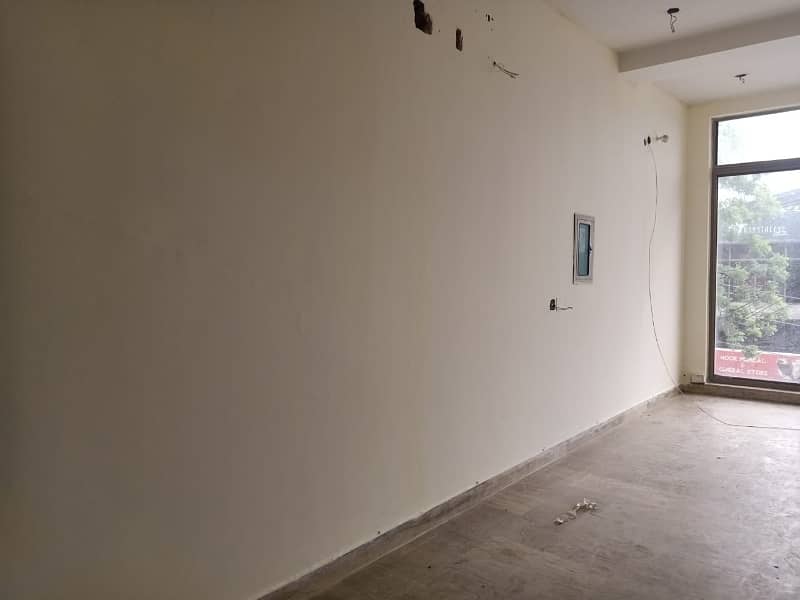 2 Marla 1st Floor For Rent In DHA Phase 4 Lahore 4