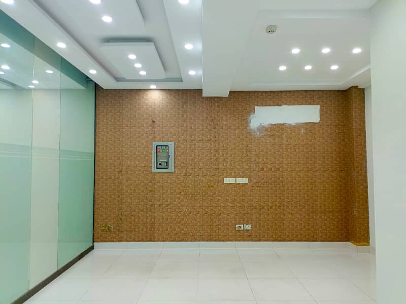 4 Marla 1st Floor For Rent With Lift In DHA Phase 6 Block MB Lahore 6