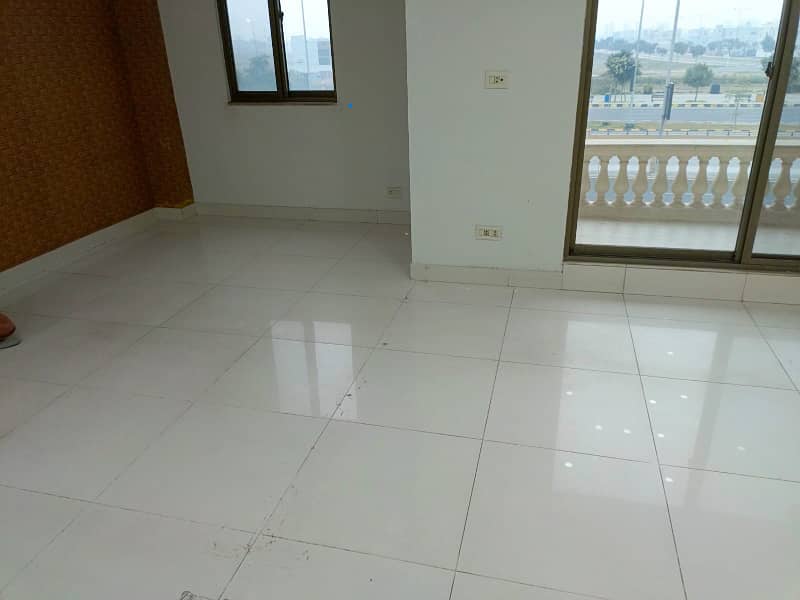 4 Marla 1st Floor For Rent With Lift In DHA Phase 6 Block MB Lahore 16