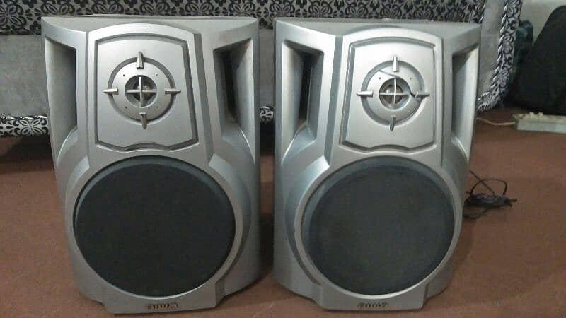 Aiwa speakers set 4