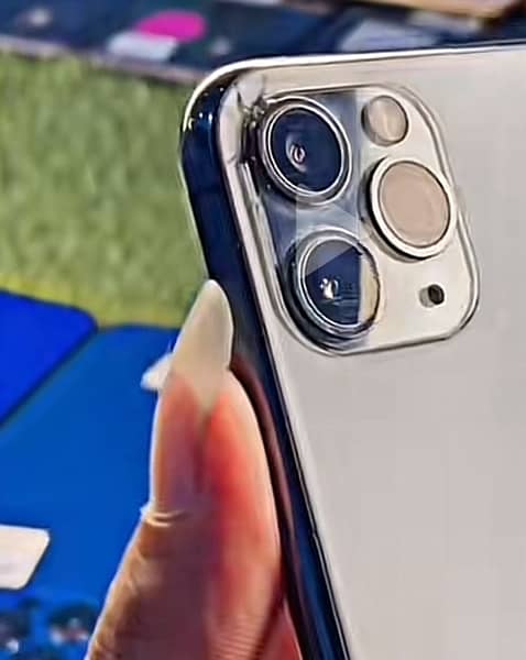 iphone 11 pro jv 1