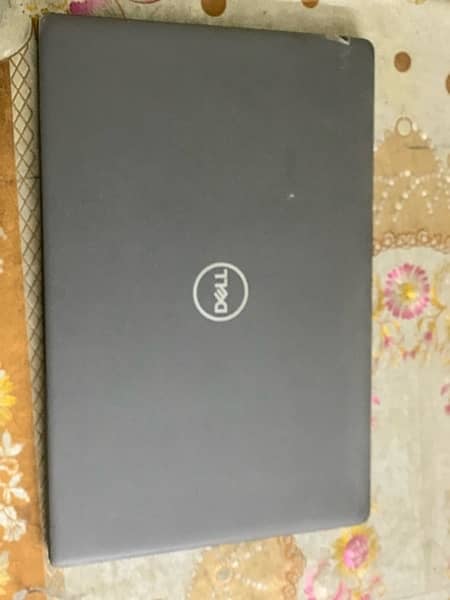 Dell Latitude 3510 1