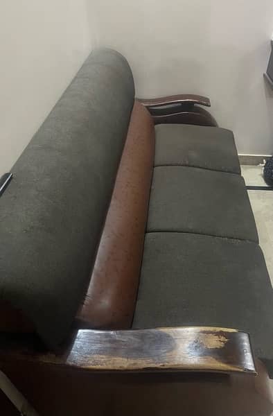 3 Peace Sofa For Sale 2