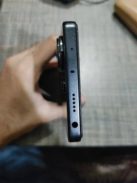 redmi note 13 pro box open 4