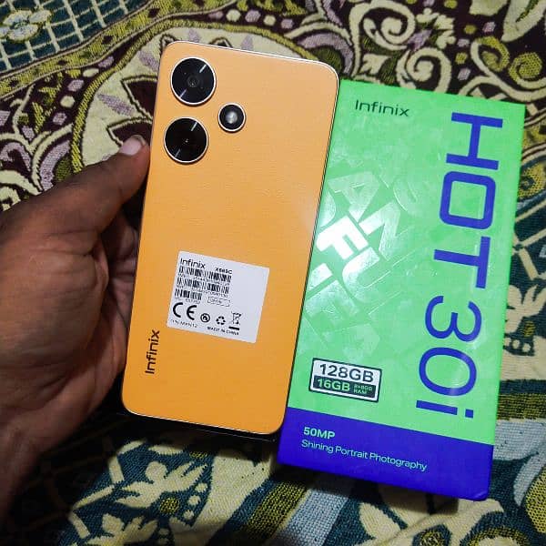 Infinix Hot 30i/128GB/Up to 16GB RAM (including 8GB Extended RAM 1