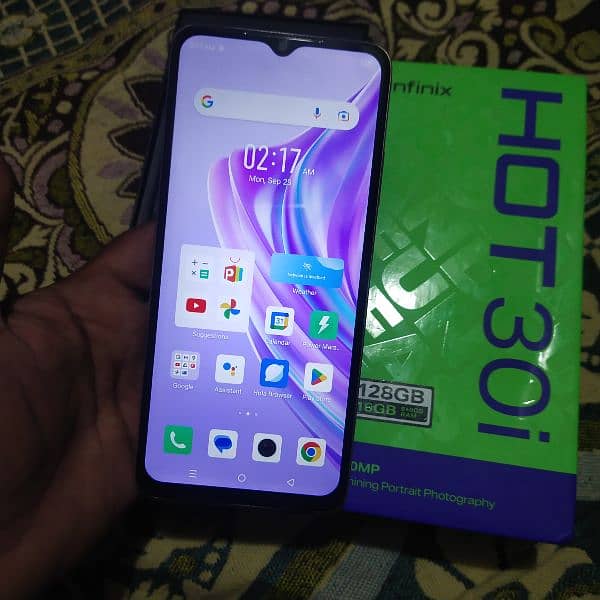 Infinix Hot 30i/128GB/Up to 16GB RAM (including 8GB Extended RAM 6