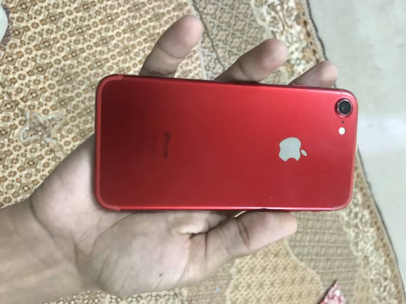 iPhone 7 128gb PTA aprovd 0