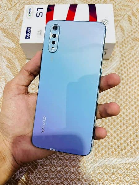 Vivo S1 8/256 Dual Sim PTA Approved With Box Charger 2