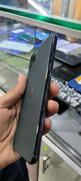 IPhone 11ProMax (256GB) 4