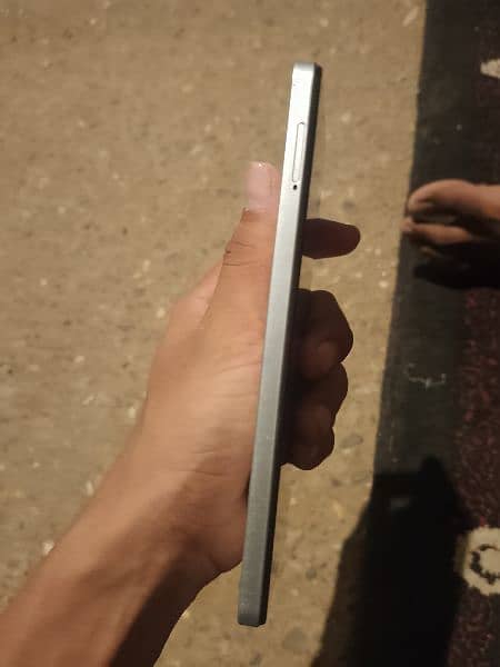 Model infinix Hot 30 4+4 128Gb Mobile condition 10/10 with box 3