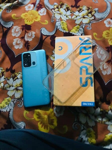 Techno spark8c 4+2 Ram 128Gb Rome official pta proved 1