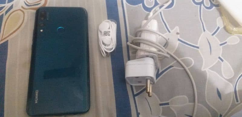 Huawei y9 prime 128gb just like new 5