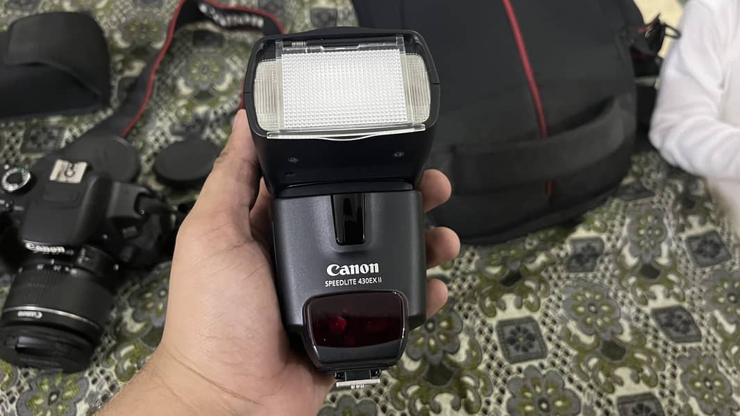 Canon eos650 9