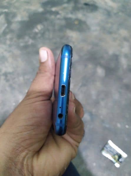 panel change karwaya he condition ok he samsung a6 3gb 32 03103949277 4