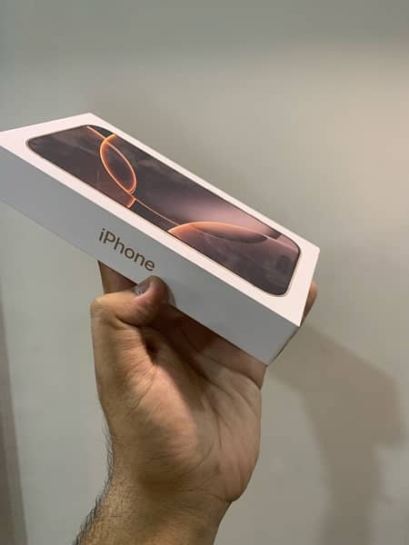 IPHONE 16 PRO 256GB NON PTA 1