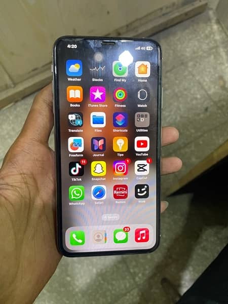 i phone xs max 64GB pta approved 1