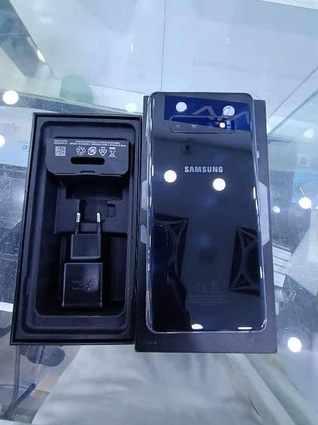 Samsung galaxy S10 plus 8 GB Ram 128 GB Momery Full Box 03104007194 0