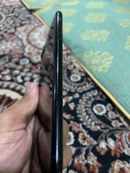 iphone 7 plus PTA 256gb 5