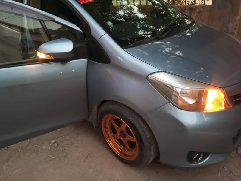 Toyota Vitz 2011 2014 Mint Condition Family Car 5