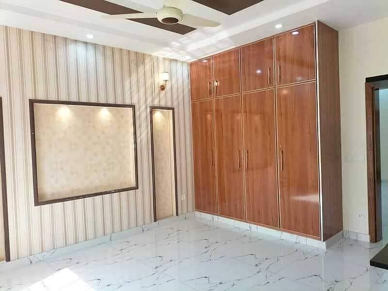 10 Marla Luxury Non Furnished Upper Portion For Rent Bahria Town 7