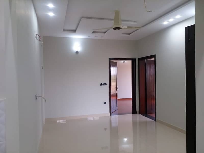 8 Marla Luxury Non Furnished Upper Portion For Rent in Bahria Town Lahore 2