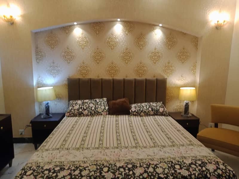 10 Marla Luxury Furnished House For Rent in Bahria Town Lahore 12