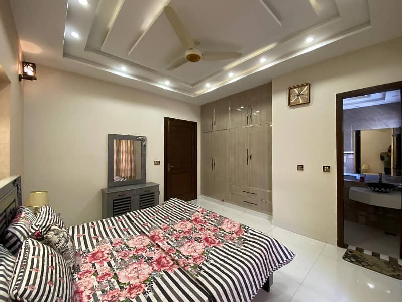 10 Marla Luxury Furnished Upper Portion For Rent in Bahria Town Lahore 12