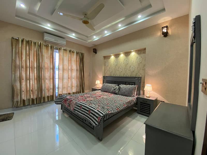 10 Marla Luxury Furnished Upper Portion For Rent in Bahria Town Lahore 21