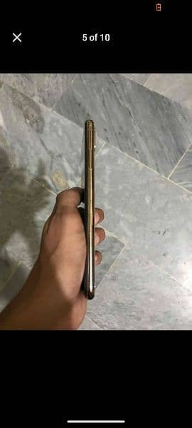 iphone xs max 4