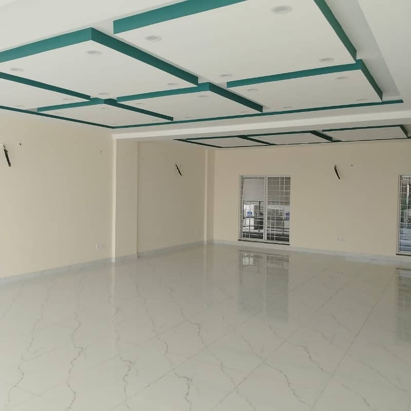 5 Marla Luxury Non Furnished Commercial Ground floor Available for Rent 21